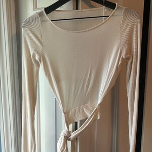 Alo Cream Wrap Top